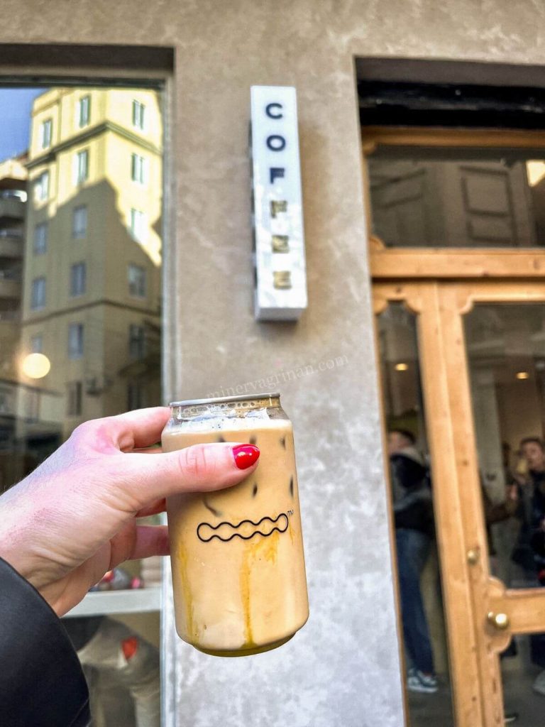 ejemplo UGC para cafetería - portfolio UGC Minerva Griñan