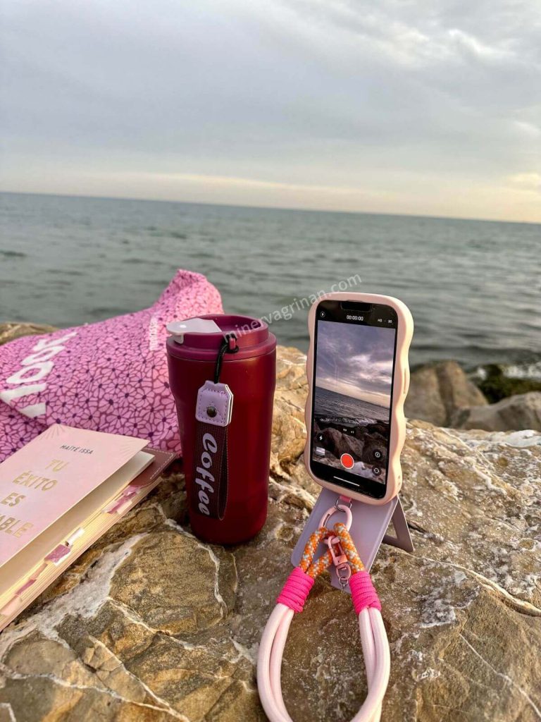 ejemplo UGC para aliexpress trípode magnético móvil - portfolio UGC Minerva Griñan